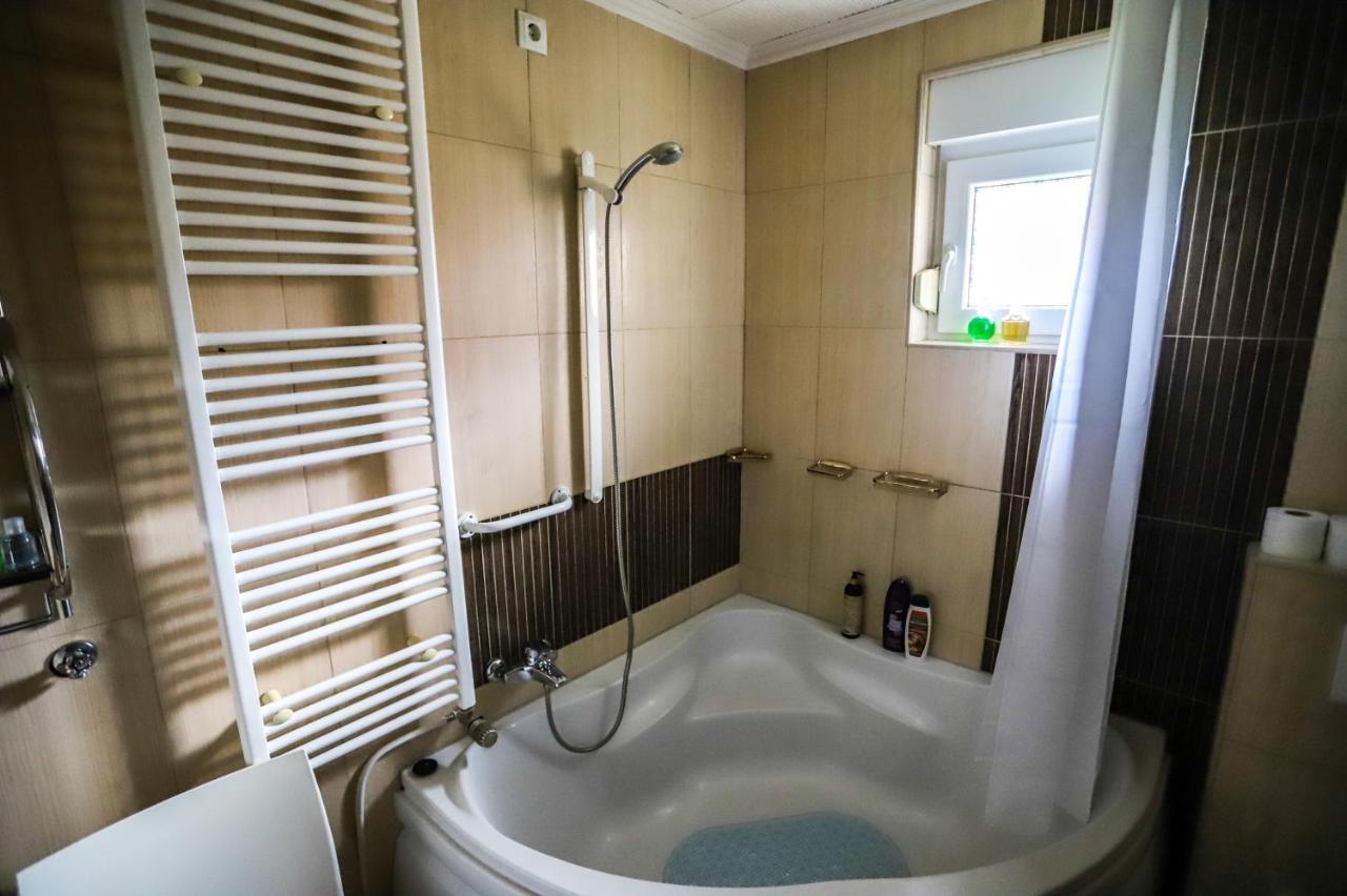 Apartman Veronika Ðakovo Dış mekan fotoğraf